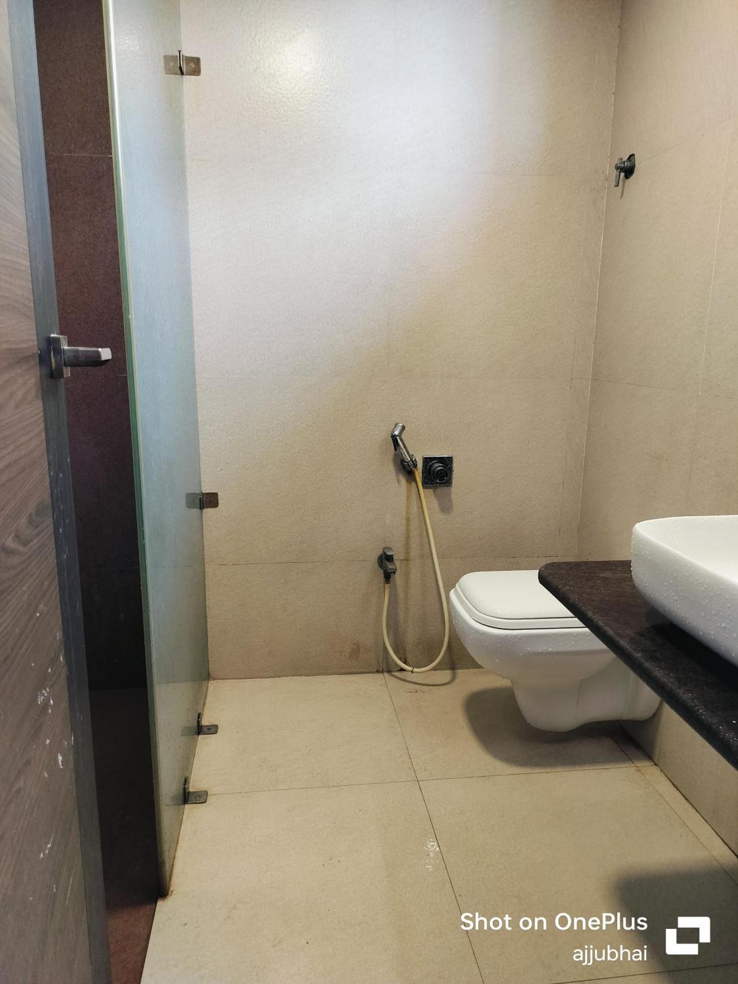 Hotel Sun N Step Club Ahmedabad Esterno foto